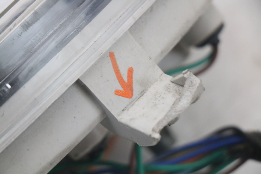 photo de CONTACHILOMETRI JM MOTORS SANTANA 50 (2014 - 2023) - Primo piano tecnico