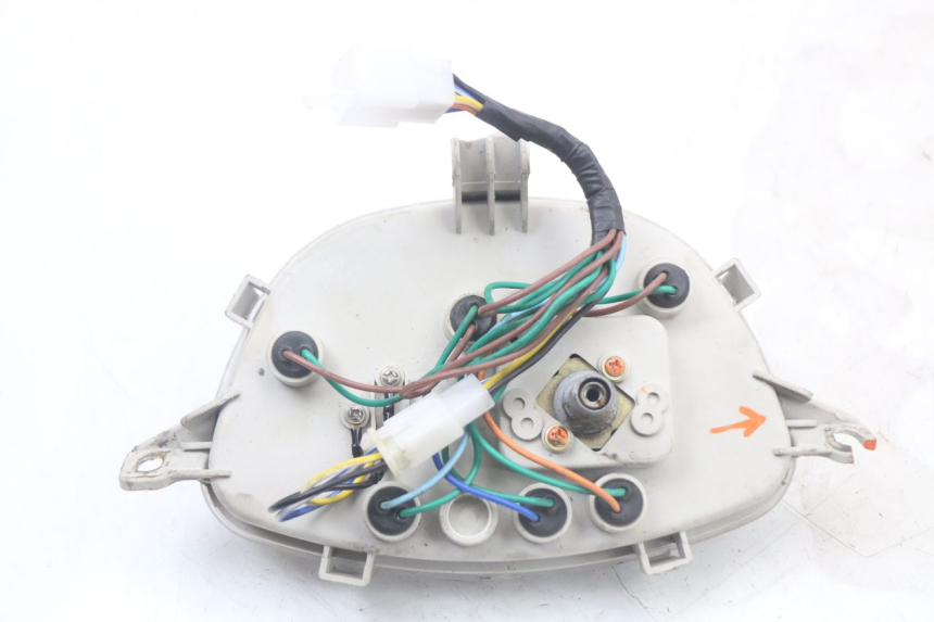 photo de CONTACHILOMETRI JM MOTORS SANTANA 50 (2014 - 2023) - Stato della superficie e materiale