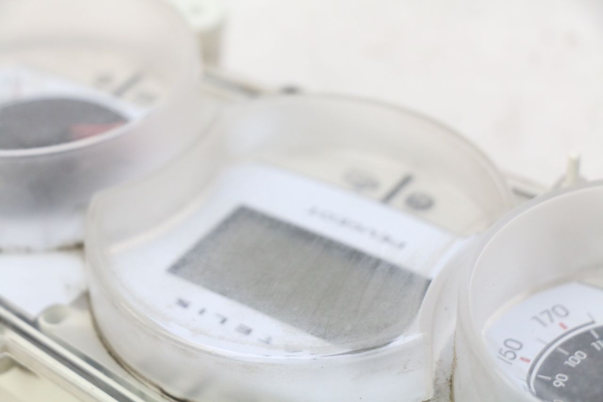 photo de CONTATORE PEUGEOT SATELIS COMPRESSOR K15 125 (2006 - 2009) - Zoom sullo stato d'uso