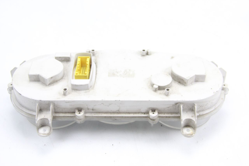 photo de CONTACHILOMETRI PEUGEOT SATELIS 125 (2006 - 2009) - Primo piano tecnico