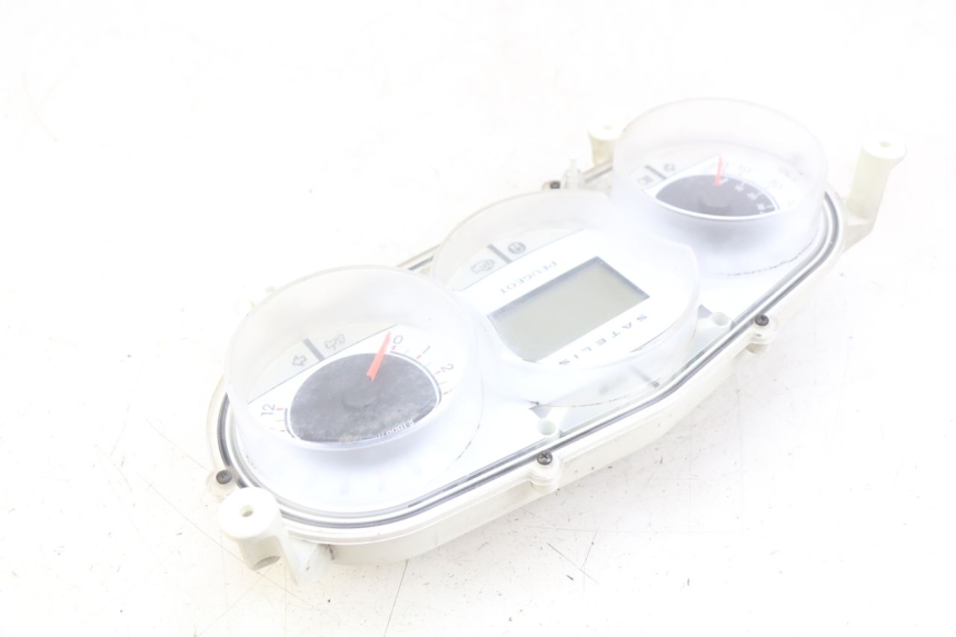 photo de CONTACHILOMETRI PEUGEOT SATELIS 125 (2006 - 2009) - Altra angolazione