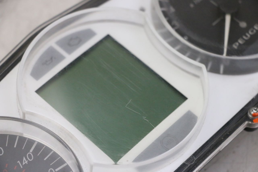 photo de contachilometri PEUGEOT SATELIS 125 (2013 - 2018) - Altra angolazione