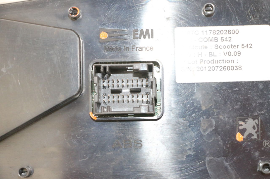 photo de contachilometri PEUGEOT SATELIS 125 (2013 - 2018) - Marcature e riferimenti originali