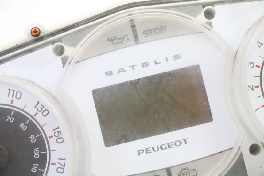 photo de CONTACHILOMETRI PEUGEOT SATELIS 250 (2006 - 2012) - Zoom sullo stato d'uso