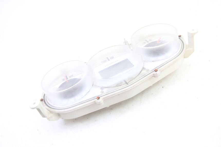 photo de CONTACHILOMETRI PEUGEOT SATELIS 250 (2006 - 2012) - Stato della superficie e materiale