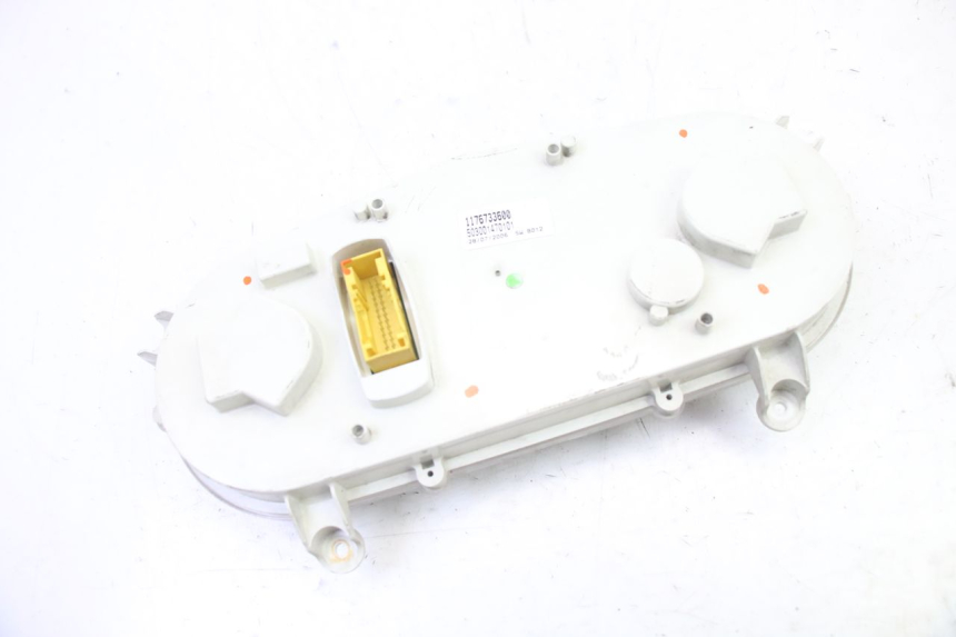 photo de CONTACHILOMETRI PEUGEOT SATELIS 250 (2006 - 2012) - Ricambio usato controllato