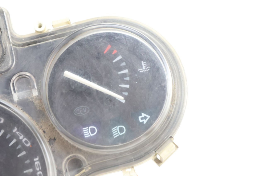 photo de CONTACHILOMETRI APRILIA SCARABEO GT 125 (1999 - 2007) - Zoom sullo stato d'uso
