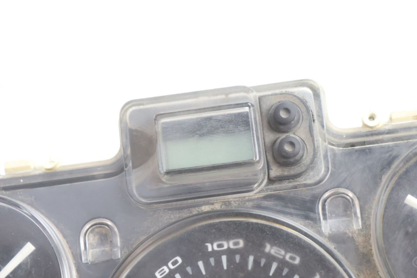 photo de CONTACHILOMETRI APRILIA SCARABEO GT 125 (1999 - 2007) - Altra angolazione