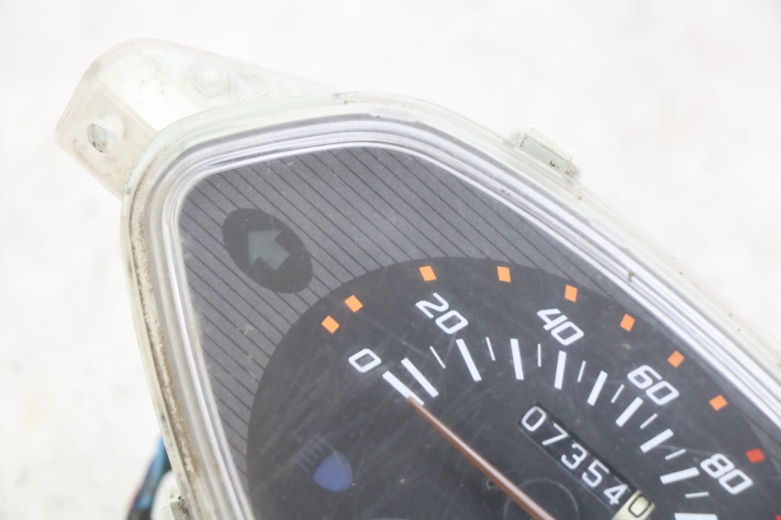 photo de CONTATORE HONDA SCV LEAD 100 (2003 - 2007) - Zoom sullo stato d'uso