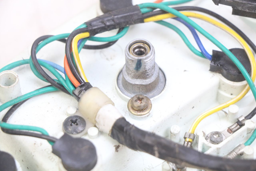 photo de CONTATORE HONDA SCV LEAD 100 (2003 - 2007) - Dettagli dei punti di fissaggio