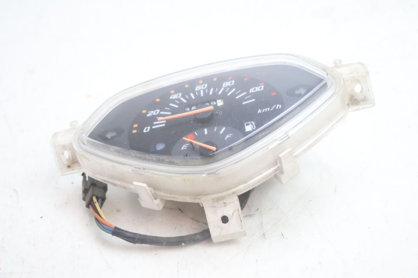 photo de CONTATORE HONDA SCV LEAD 100 (2003 - 2007) - Altra angolazione