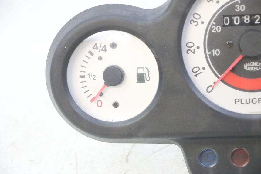 photo de CONTACHILOMETRI PEUGEOT SPEEDFIGHT 2 LC 50 (2000 - 2009) - Caratteristiche distintive