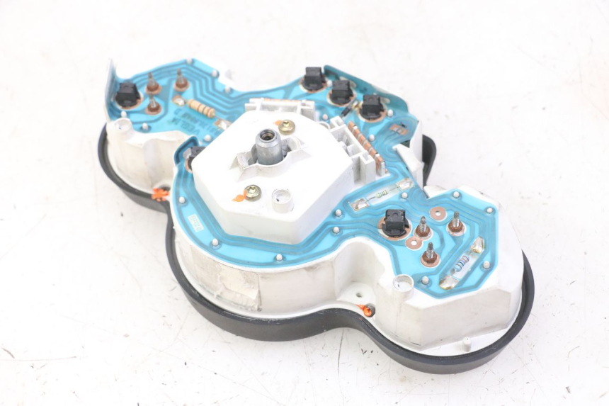 photo de CONTACHILOMETRI PEUGEOT SPEEDFIGHT 2 LC 50 (2000 - 2009) - Primo piano tecnico