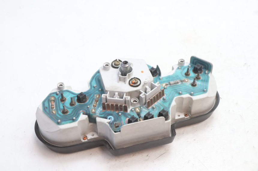 photo de CONTATORE PEUGEOT SPEEDFIGHT LC 50 (1996 - 2002) - Stato della superficie e materiale