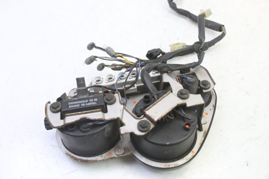 photo de CONTACHILOMETRI TRIUMPH SPRINT 900 (1995 - 1998) - Ricambio usato controllato