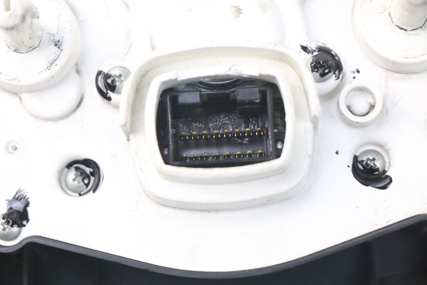 photo de Contachilometri TRIUMPH SPRINT ST ABS 1050 (2005 - 2007) - Vista d'insieme del prodotto