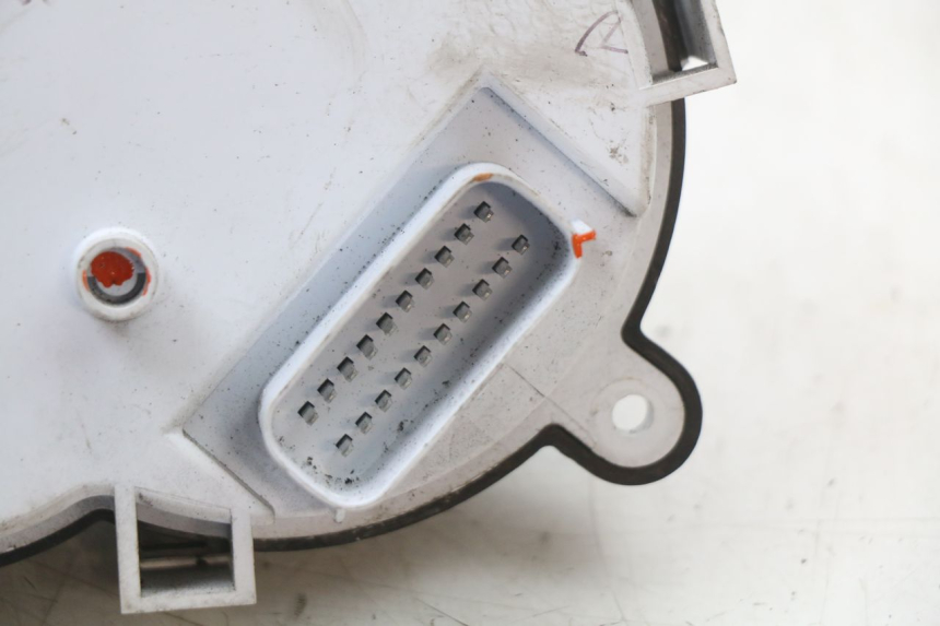 photo de CONTACHILOMETRI APRILIA SR 2T 50 (2018 - 2022) - Dettagli dei punti di fissaggio