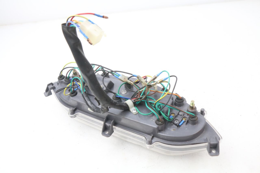 photo de Contachilometri RAZZO STEED 125 (2012 - 2018) - Dettagli dei punti di fissaggio