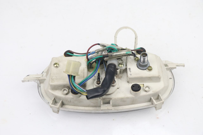 photo de CONTACHILOMETRI PEUGEOT SUM UP 125 (2008 - 2013) - Altra angolazione