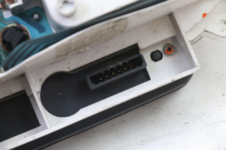 photo de CONTACHILOMETRI PIAGGIO SUPER LX 125 (2000 - 2003) - Ricambio usato controllato