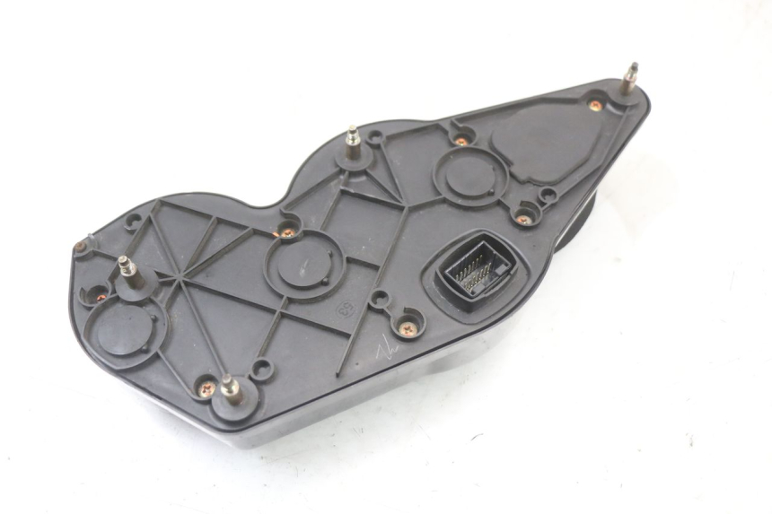 photo de Contachilometri SUZUKI SV S 650 (1999 - 2002) - Stato della superficie e materiale