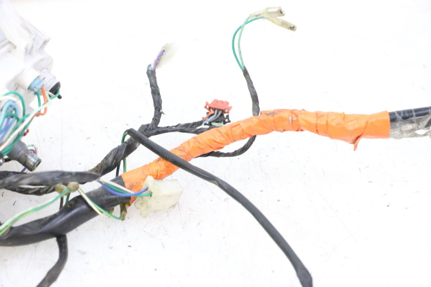 photo de CONTACHILOMETRI SYM FIDDLE 3 III 125 (2014 - 2020) - Stato della superficie e materiale