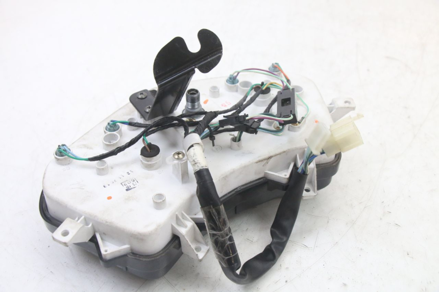 photo de CONTACHILOMETRI SYM JET 14 4T 50 (2018 - 2022) - Dettagli dei punti di fissaggio