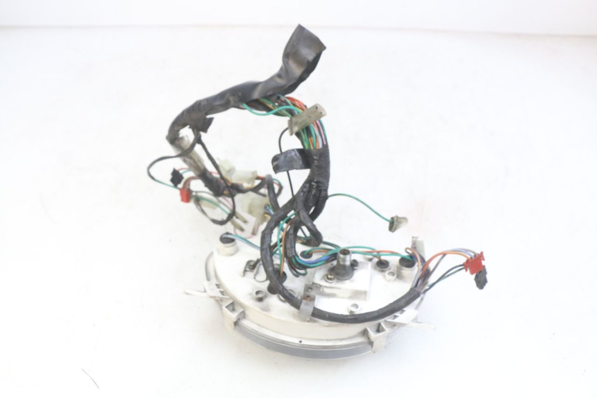 photo de CONTATORE SYM SYMPHONY 125 (2009 - 2015) - Stato della superficie e materiale