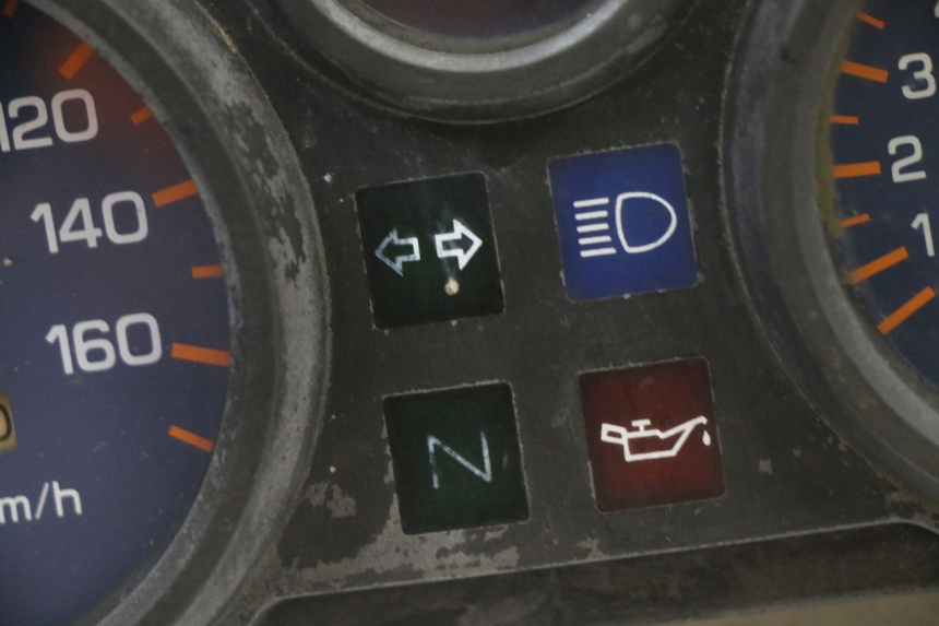 photo de CONTACHILOMETRI YAMAHA TDR DELTABOX 125 (1997 - 2003) - Primo piano tecnico