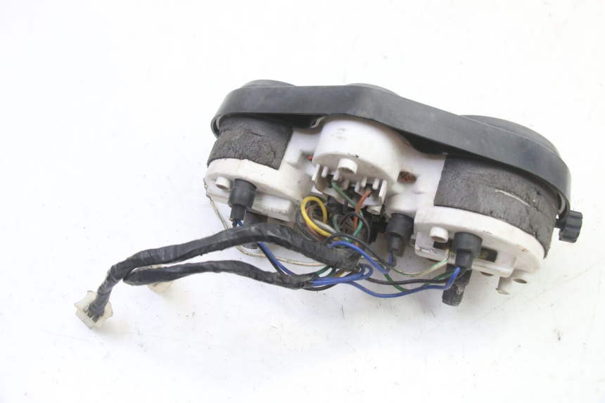 photo de CONTACHILOMETRI YAMAHA TDR DELTABOX 125 (1997 - 2003) - Stato della superficie e materiale