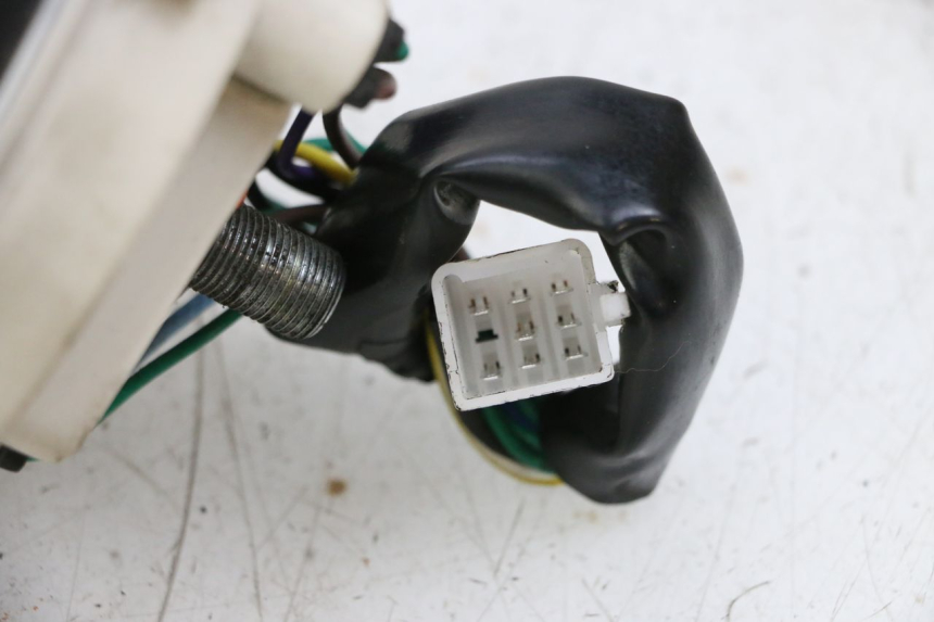 photo de CONTACHILOMETRI NECO TEMPO 4T 50 (2022 - 2026) - Stato della superficie e materiale