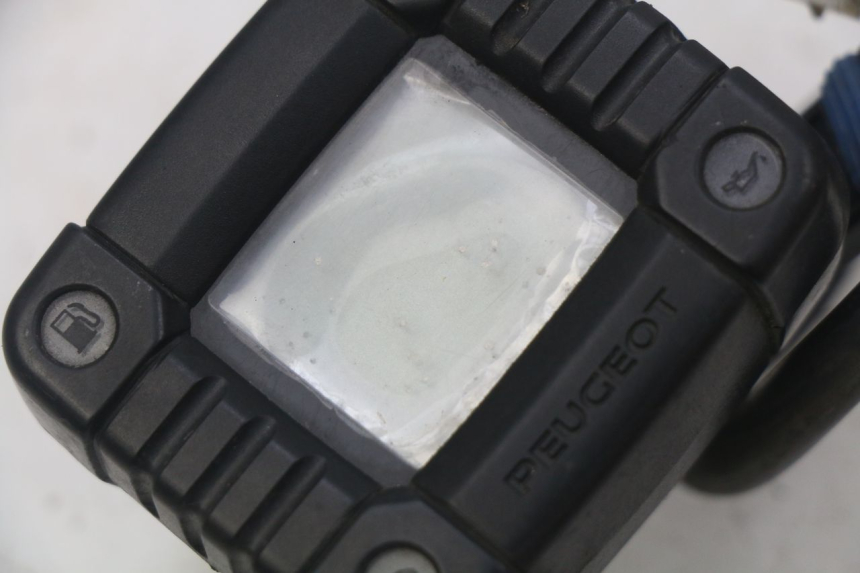 photo de CONTATORE PEUGEOT TKR TREKKER FURIOUS 50 (2005 - 2014) - Dettaglio del componente