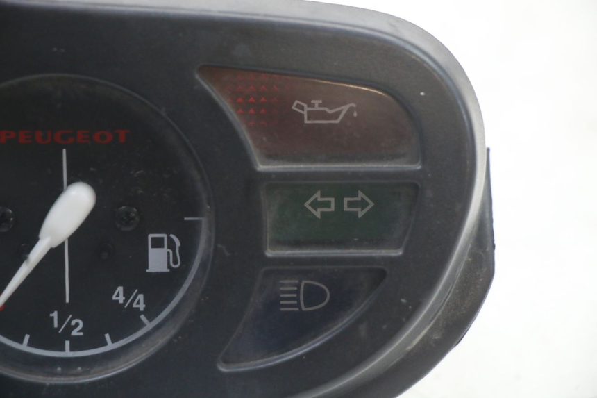 photo de CONTACHILOMETRI PEUGEOT TREKKER TKR 50 (2005 - 2014) - Zoom sullo stato d'uso