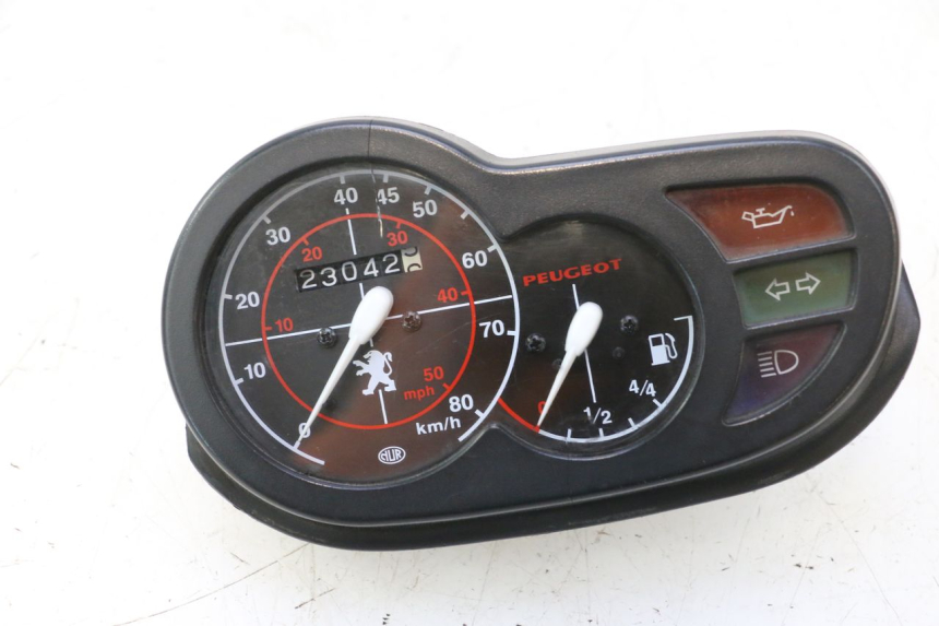 photo de CONTACHILOMETRI PEUGEOT TREKKER TKR 50 (2005 - 2014) - Vista principale