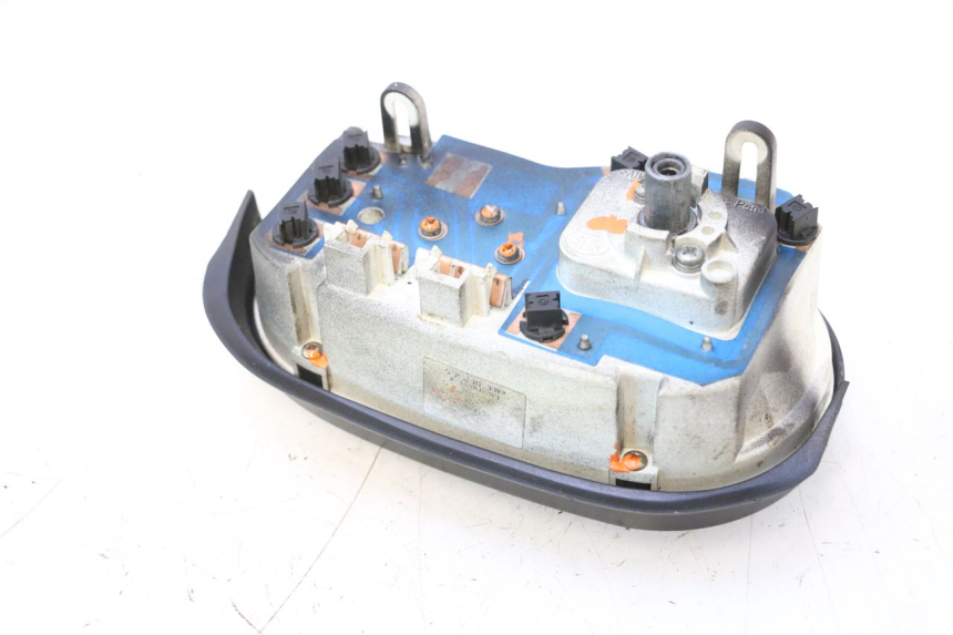 photo de CONTACHILOMETRI PEUGEOT TREKKER TKR 50 (2005 - 2014) - Stato della superficie e materiale