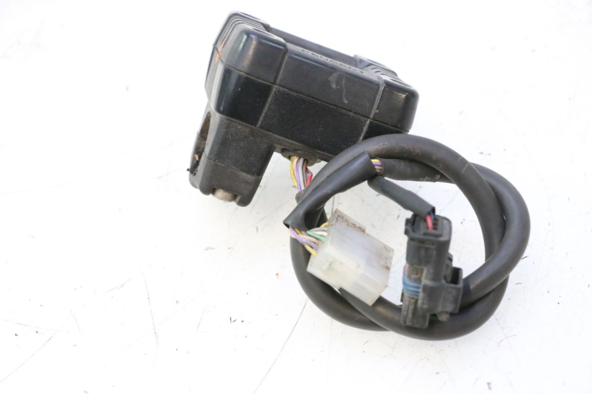 photo de CONTATORE PEUGEOT TREKKER 50 (1995 - 2004) - Altra vista dell'articolo