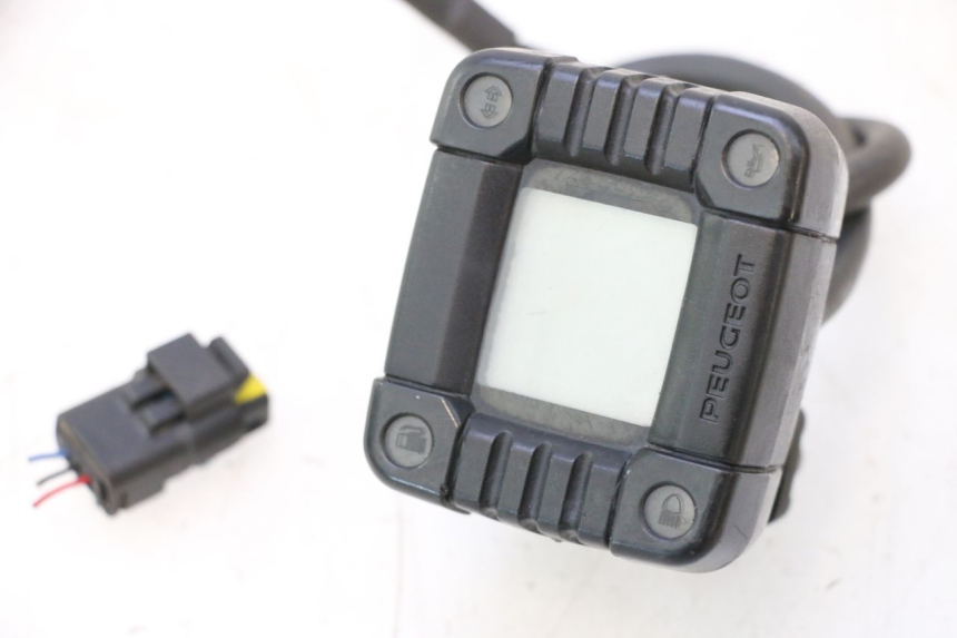 photo de CONTATORE PEUGEOT TREKKER 50 (1995 - 2004) - Caratteristiche distintive