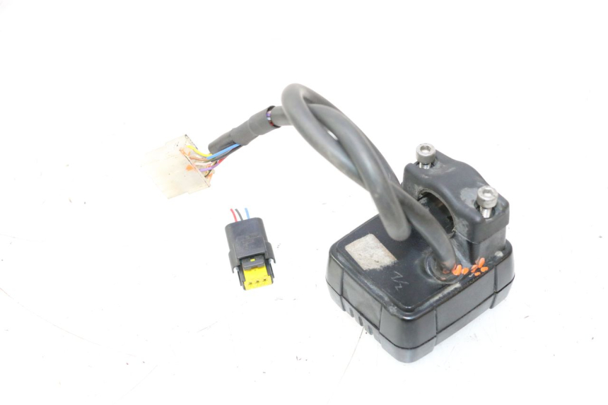 photo de CONTATORE PEUGEOT TREKKER 50 (1995 - 2004) - Dettagli dei punti di fissaggio