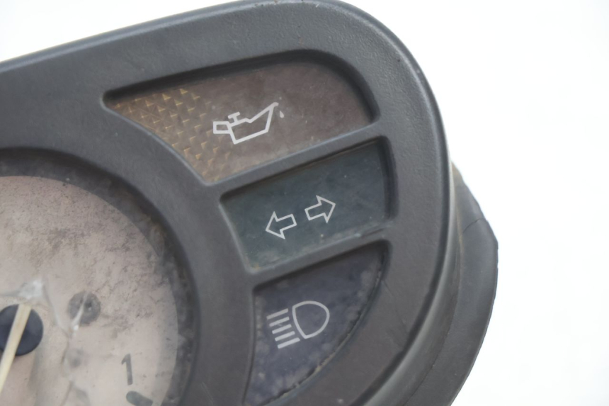photo de CONTATORE PEUGEOT TREKKER 50 (1995 - 2004) - Altra angolazione