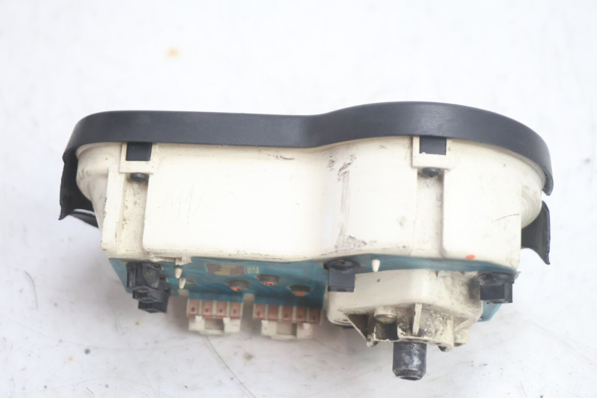 photo de CONTATORE PEUGEOT TREKKER 50 (1995 - 2004) - Primo piano tecnico