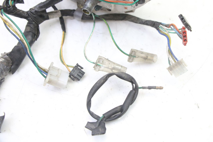 photo de CONTACHILOMETRI PEUGEOT TWEET 4T 50 (2014 - 2019) - Stato della superficie e materiale