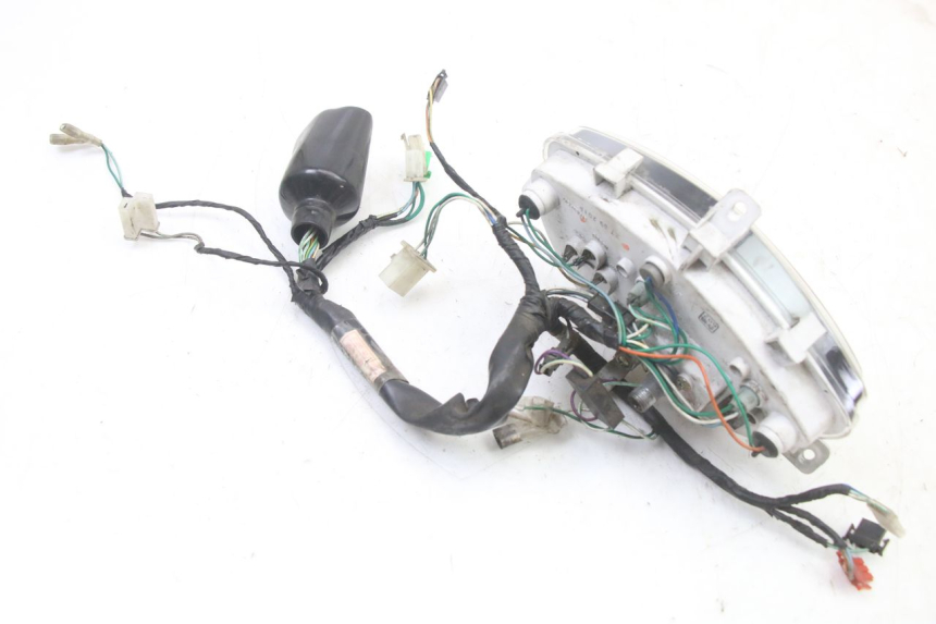 photo de CONTACHILOMETRI PEUGEOT TWEET PRO CARGO 50 (2018 - 2022) - Dettagli dei punti di fissaggio