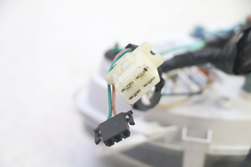 photo de CONTACHILOMETRI PEUGEOT TWEET PRO EFI 4T 50 (2021 - 2022) - Altra vista dell'articolo