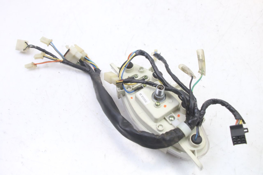 photo de CONTACHILOMETRI PEUGEOT V-CLIC VCLIC 50 (2007 - 2013) - Stato della superficie e materiale