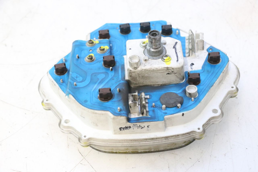 photo de CONTACHILOMETRI PIAGGIO VESPA LX 2T 50 (2005 - 2013) - Stato della superficie e materiale