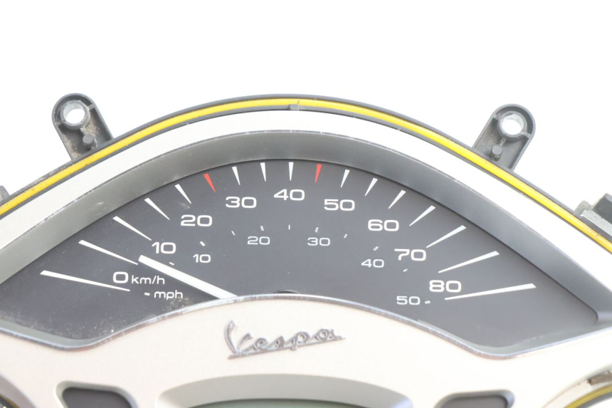 photo de CONTACHILOMETRI PIAGGIO VESPA PRIMAVERA 2T 50 (2013 - 2018) - Dettaglio del componente