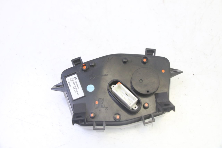 photo de CONTATORE PEUGEOT VIVACITY NEW 4T 50 (2008 - 2017) - Stato della superficie e materiale