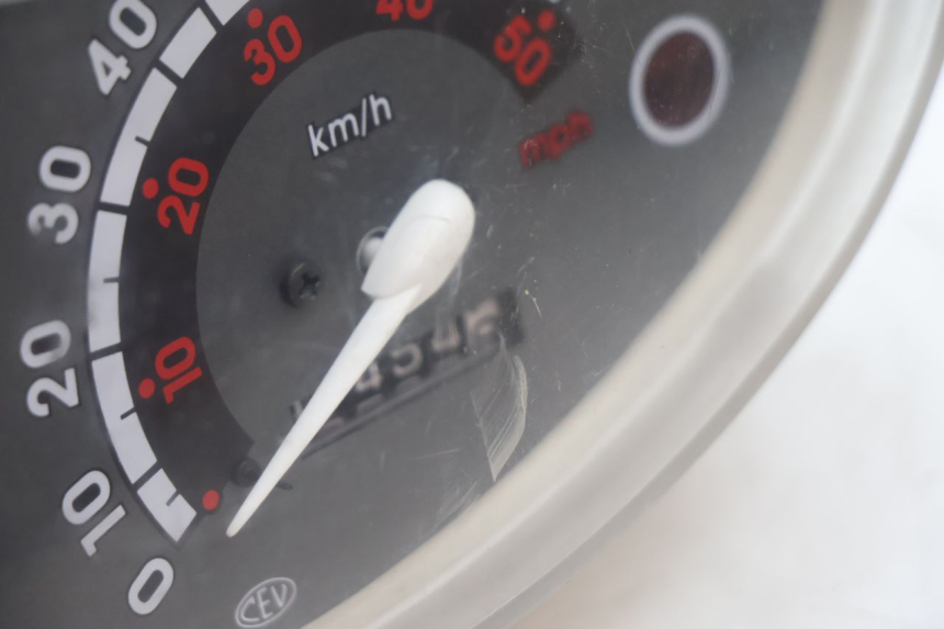 photo de CONTATORE PEUGEOT VIVACITY 50 (2004 - 2009) - Altra angolazione
