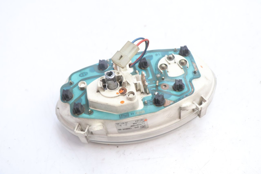 photo de CONTATORE PEUGEOT VIVACITY 50 (2004 - 2009) - Stato della superficie e materiale