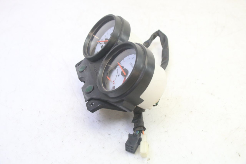 photo de CONTACHILOMETRI DAELIM VJ ROADWIN FI 125 (2008 - 2017) - Stato della superficie e materiale